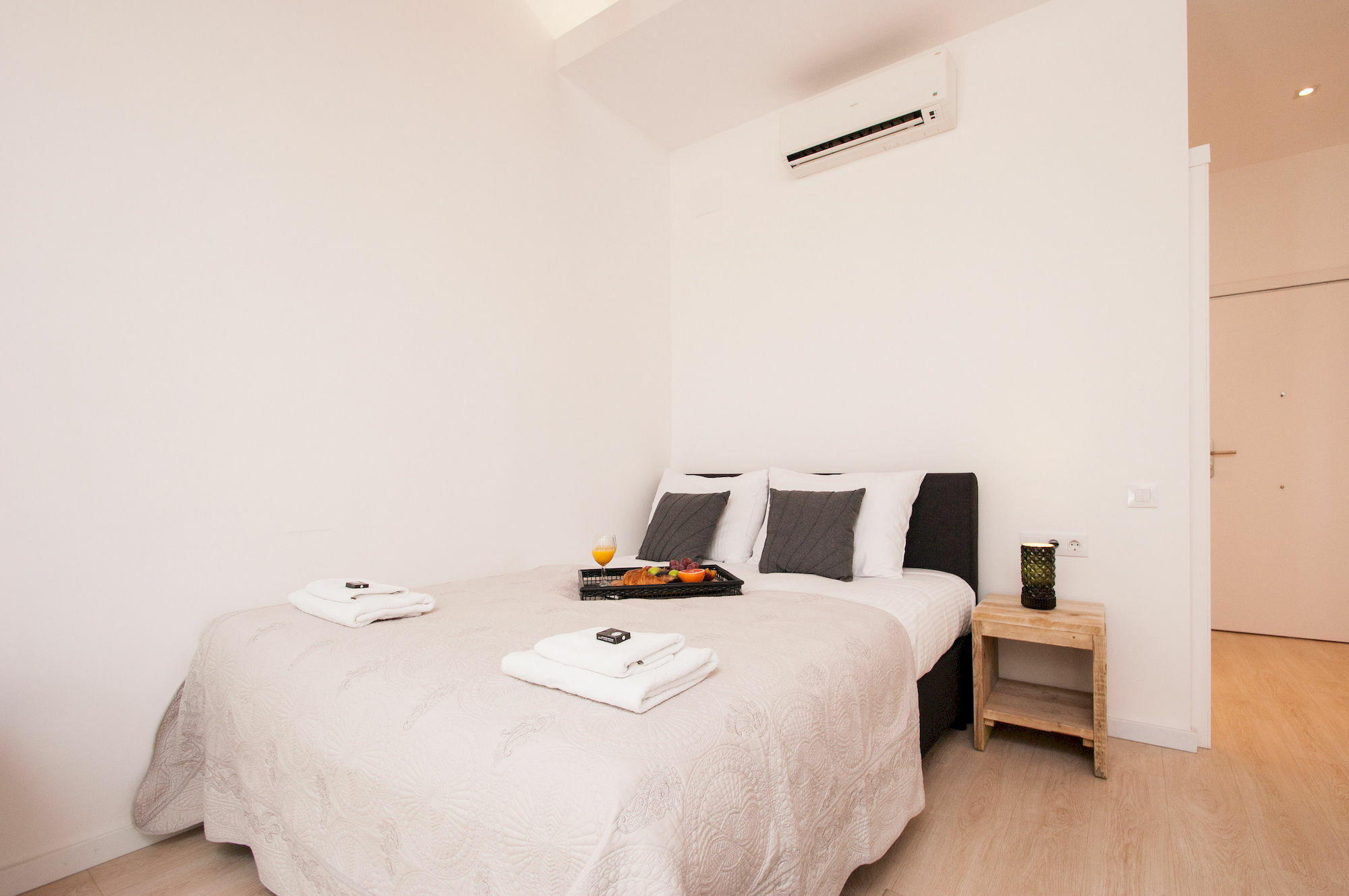Short Stay Group Gracia Serviced Apartments Barcelona Zewnętrze zdjęcie