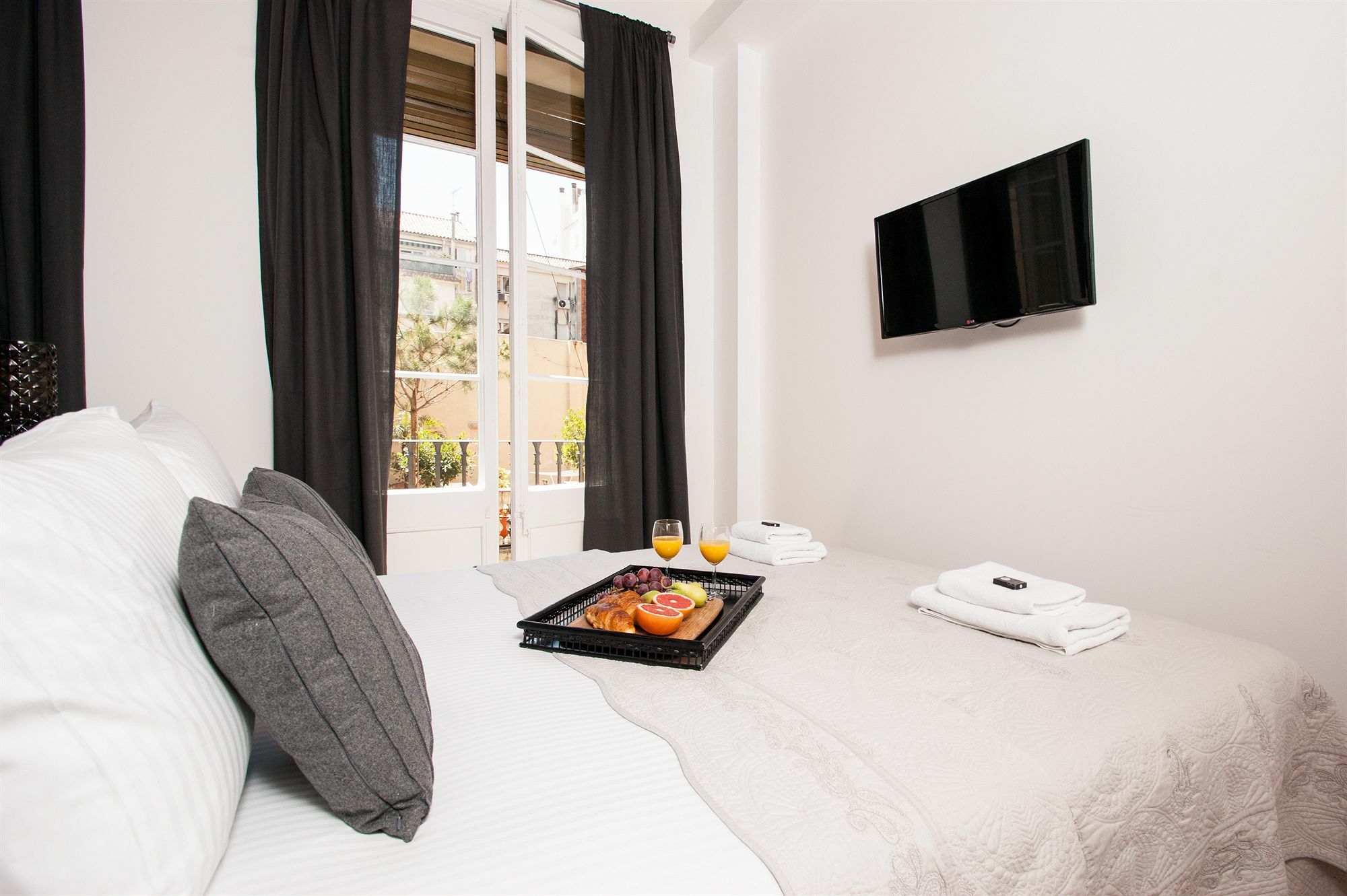 Short Stay Group Gracia Serviced Apartments Barcelona Zewnętrze zdjęcie